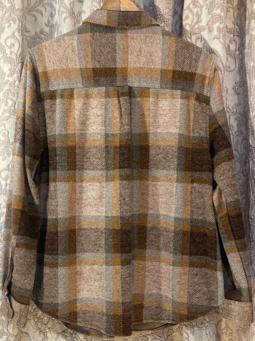 beachlunchlounge LG Flannel Cozy Burg/Pnk/Org Plaid L/S Dbl Pocket B-Down Shirt - Picture 3 of 16